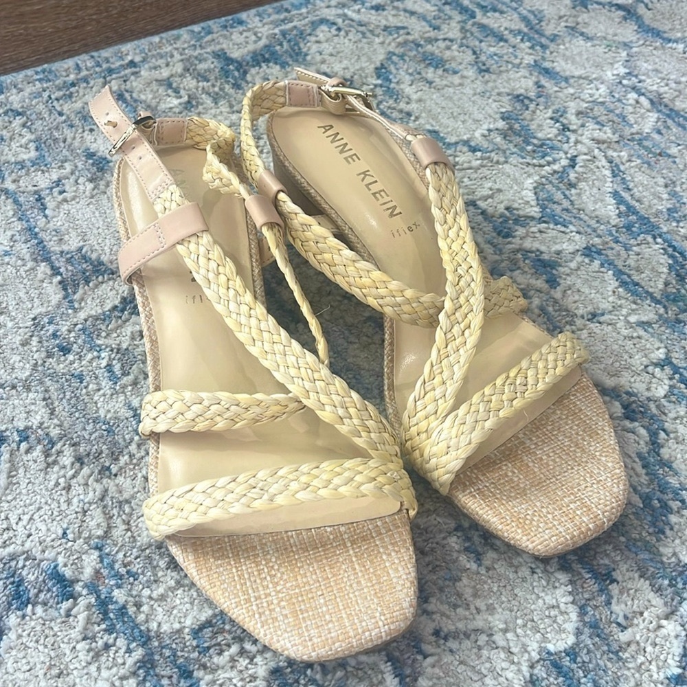 NEW Anne Klein Meris Sandal